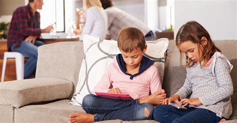 Parent-Child Relationship In The Digital Era | HuffPost