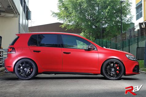 Vw has reinvented and reinvigorated the already exceptional golf gti for its eighth generation with evolutionary styling and upped its power levels. Red Devil (Volkswagen Golf GTI Mk6)