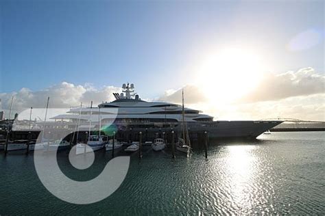 140m Ocean Victory In Auckland