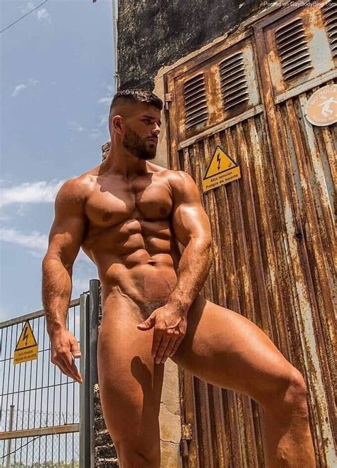 We Will Never Get Bored Of Seeing Muscle Man Fabien Sassier S Cock Nude Men Nude Male Models