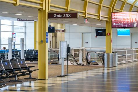 Gate 35x Closes After Torturing Passengers For 24 Years At Dca The