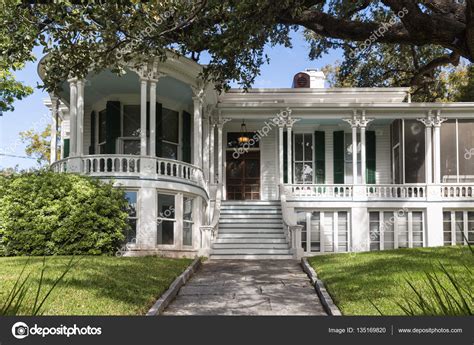 Old House In The Centre Of Austin Texas Stock Photo By ©chrisukphoto