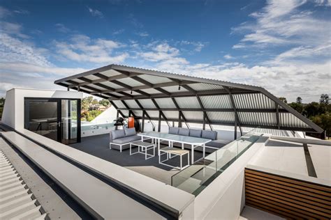 great homes with beautiful rooftop decks and terraces