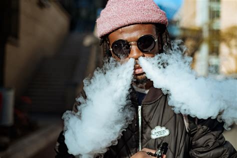 For us friends of the magical herb, this isn't a big deal; How To Do These 4 Intermediate Vape Tricks | Vapor ...