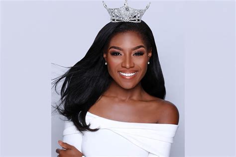 Alumna To Compete For Miss America Crown On Sunday Uncsa