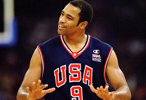 Atlanta Hawks Remembering Vince Carters Insane 2000 Olympics Dunk