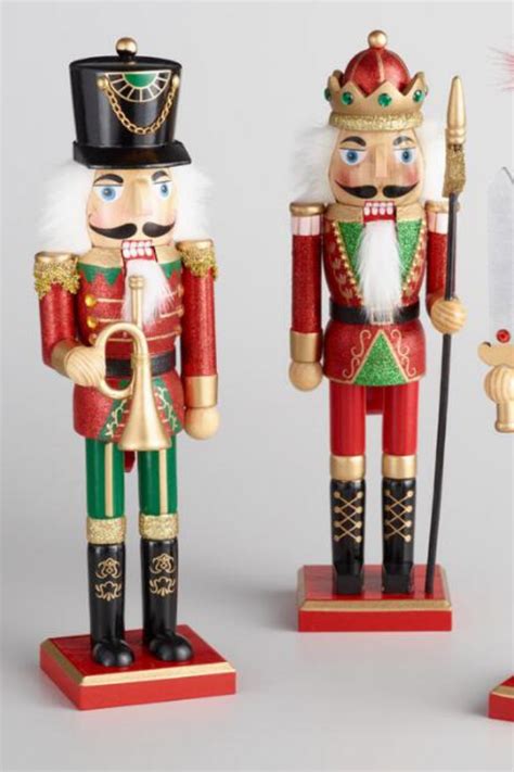 Tall Traditional Nutcrackers Set Of 3 Nutcracker Set Is Handcrafted