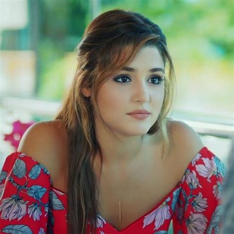 This Hot Turkish Actress is Getting Really Famous On TV 国际 蛋蛋赞