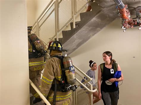 Dc Area Firefighters Climb To Honor 911 Responders Wtop News