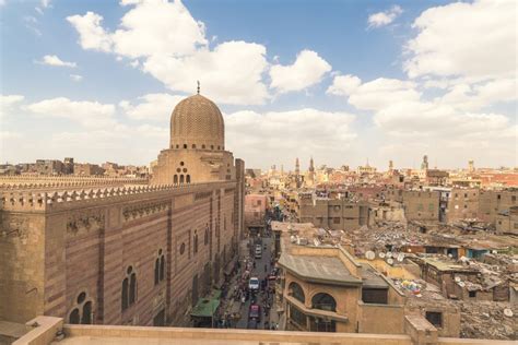 introductory travel guide to cairo egypt