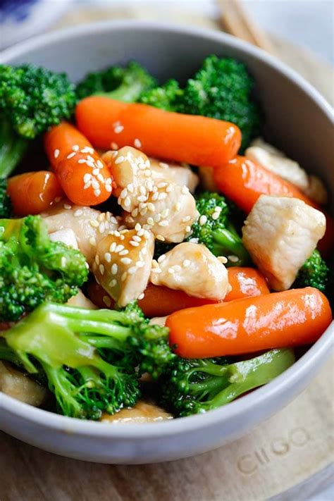 This recipe is only 272 calories for 1/2 cup sauce, which can be used to make a dish for two people. Easy Stir Fry Sauce | Easy Delicious Recipes