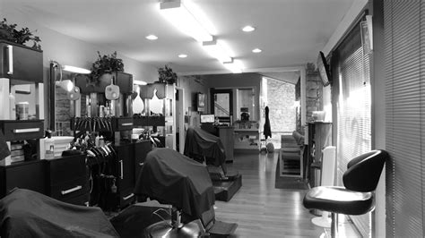 The shop features 4 barber chairs with a combined experience of 20+ through the shop, you will find a taproom featuring 8 rotating taps as well as bottle & cans of local & domestic beer. Perfect Image Barber Shop | Overland Park Ks | Barber Shop ...