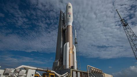 Atlas V Delivers Military Satellite To Orbit