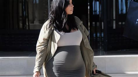 Pregnant Kim Kardashian Poses NAKED As She Hits Back At Body Shamers