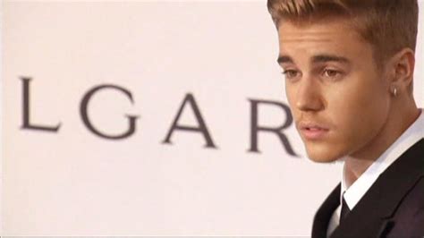 justin bieber banned from china for past bad behaviour