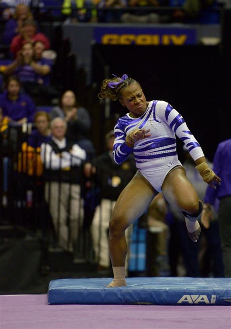 No 3 Lsu Gymnastics Sets Second Highest National Score With 198 075 In Win Against No 9