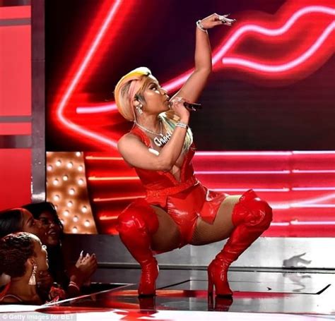 Nicki Minaj Displays Raunchy Performance In Racy Outfits At Bet Awards