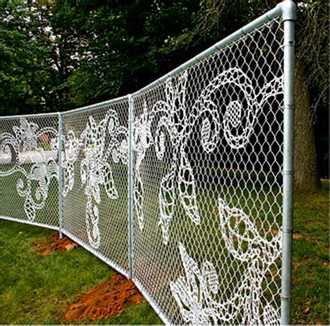 D I Y Lace Chain Link Fence Improvised Life