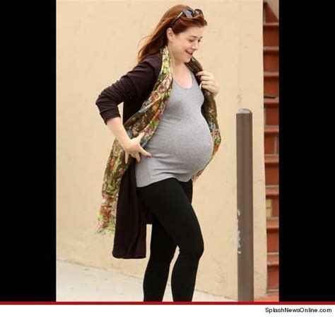 Alyson Hannigan Hey Im Pregnant Too Pregnant Alyson Hannigan Im Pregnant