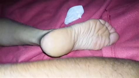 An Algerian Gets Wanked With The Feet Of A Spanish Girl Xhamster