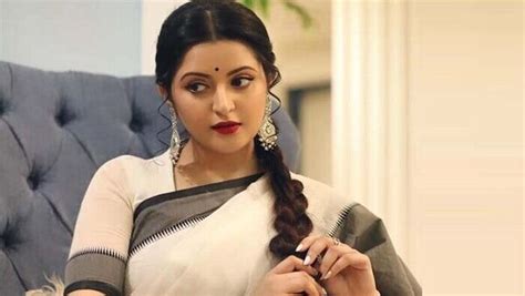 Bangladeshi Actress Pori Moni স্বামী শরিফুলের সঙ্গে ফের ভাঙনের জল্পনা