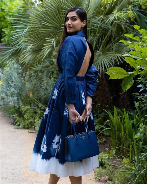 Sonam Kapoor Is The Og Fashion Diva Check Out The Actress Looking