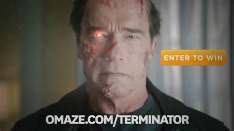 Arnold Schwarzenegger Pranks Fans As A Terminator Wax Statue Video