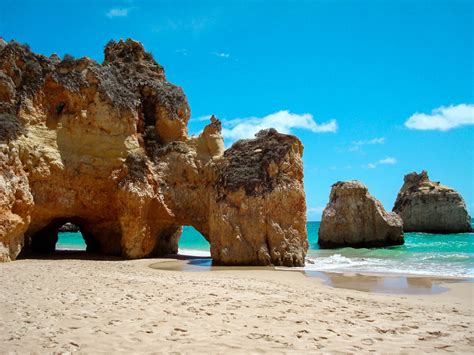Można płacić kartami kredytowymi i korzystać z albufeira. 6 things to do in Algarve Portugal - Caves, Beaches ...