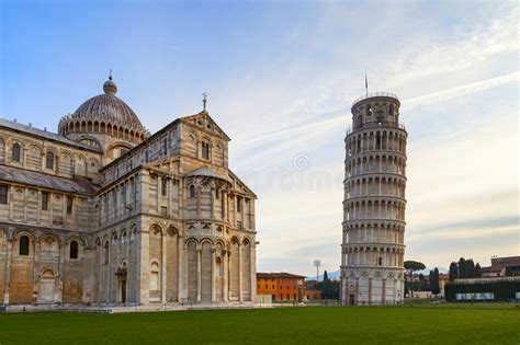 Piazza Dei Miracoli View Stock Image Image Of Grass 52200159