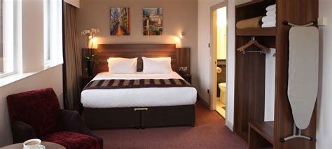 Situated just outside the city centre on millburn road, our hotel. Birmingham Hotel: Photo Gallery | Jurys Inn