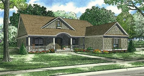 Traditional Style House Plan 4 Beds 2 Baths 2338 Sqft Plan 17 420