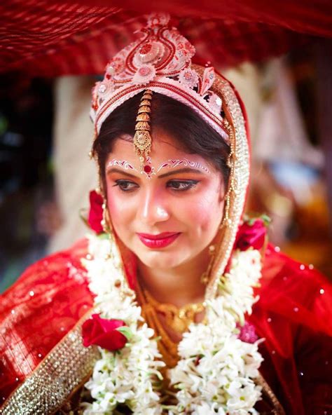 Bong Bride Bengali Bride Bengali Wedding Saree Wedding Indian Bride Wedding Photos Wedding