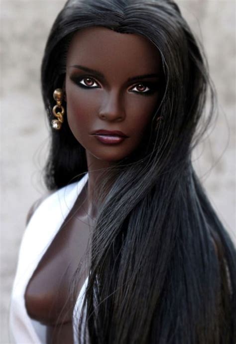 Pingl Sur Barbies And Dolls