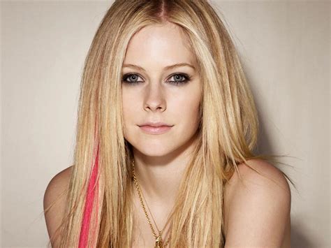 Download Avril Lavigne Wallpaper 1600x1200 Wallpoper 154732