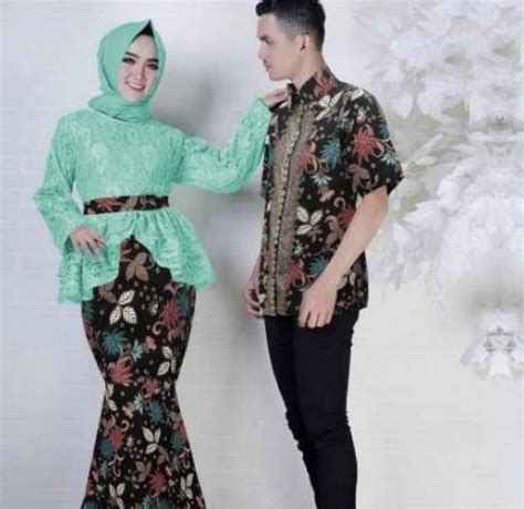 Kebaya couple brokat payet transparan. 100+ Inspirasi Model Baju Gamis Brokat Terbaru 2019 ...