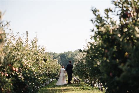 New England Apple Orchard Wedding Portraits On Juliettelauraphotography