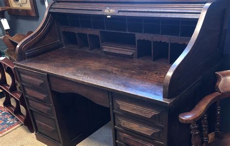 What To Look For When Buying An Antique Or Vintage Bureau
