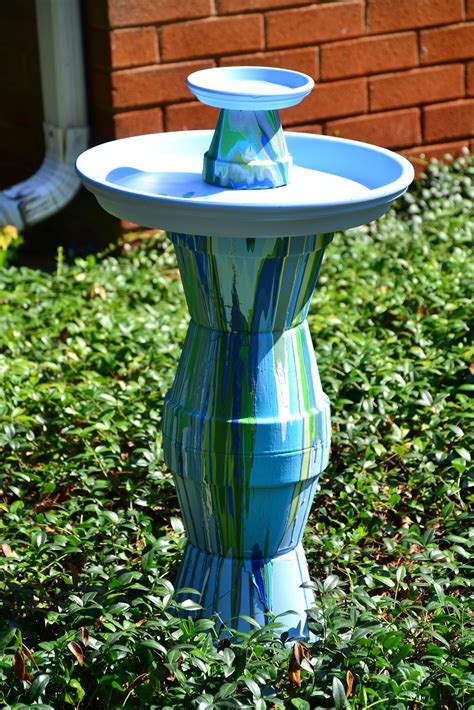 Making diy bird baths are a caring gesture for birds (our flying friends) and other animals in summer that beautify our backyard (garden, outdoor area). 20 Lovely DIY Bird Bath Ideas To Attract Birds To Yard ...