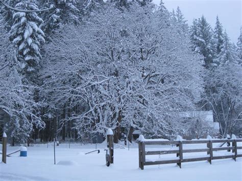 Snow Stehekin Valley Ranch