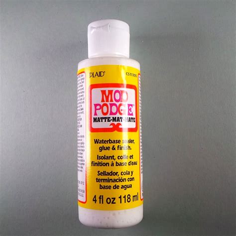 Use this decoupage glue to create decoupage tissue paper projects as well as projects using wood, fabric, plastic, and canvas! Serviettenkleber matt Mod Podge matte 118ml | HOBBYmade Shop