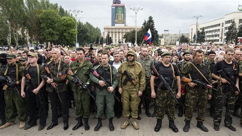 VIDEO A L Est De L Ukraine Des Combattants Pro Russes Refusent Le