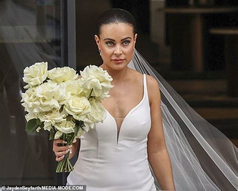 Married At First Sight FIRST LOOK Ines Basic Looks Edgy In A Low Cut White Dress Ny Breaking News