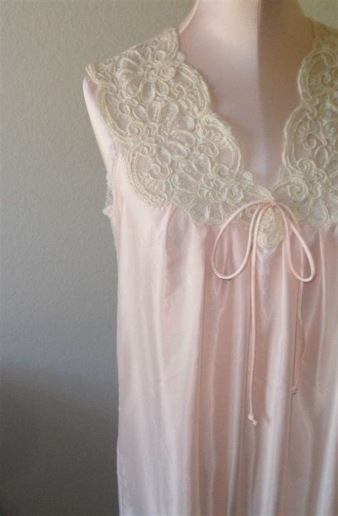 vintage barbizon nightgown negligee satin remarque small night gown negligee fashion design