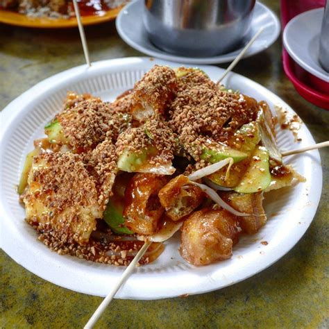 Reasons Singapore Has The Best Street Food In The World