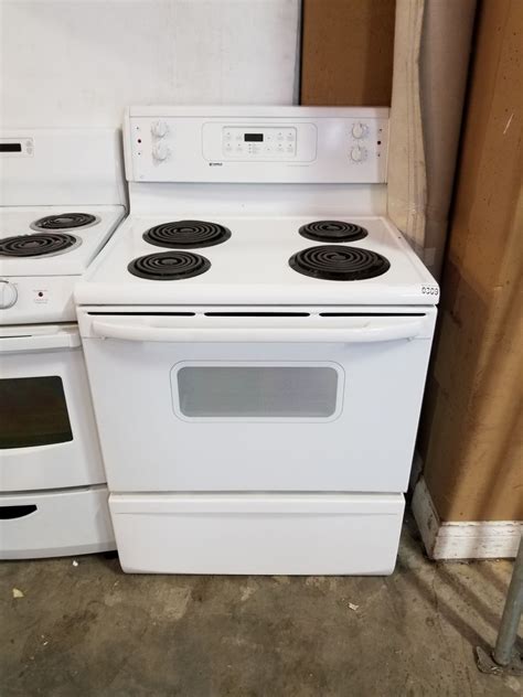 Kenmore White Stove Big Valley Auction