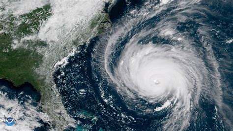 Hurricane Florence Looks Terrifying From Space 11 Photos Twistedsifter