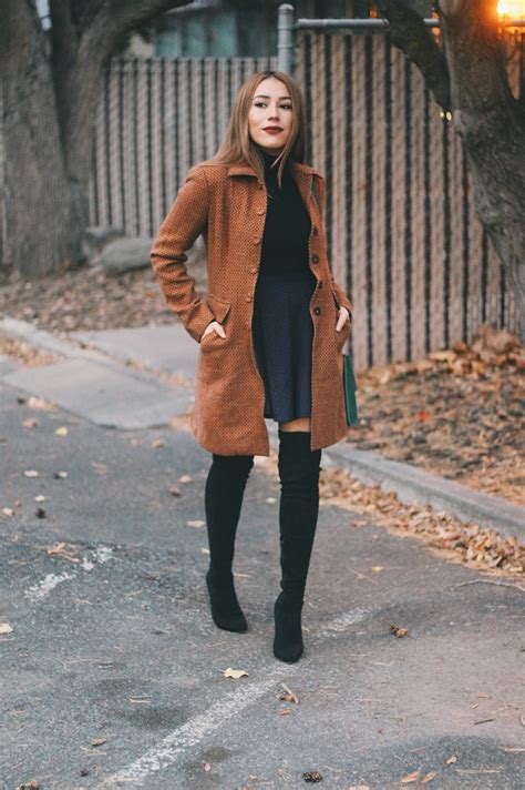 Fall Outfit Mini Skirt And Over The Knee Boots Andystyle Bloglovin