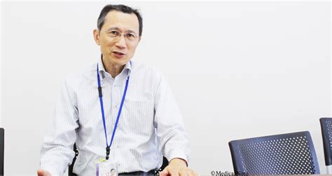 ○ 概要 １． 概要 再生不良性貧血は、末梢血で汎血球減少症があり、骨髄が低形成を示す疾患である。 血球減少は必ずしも全ての血球というわけではなく、軽症例では貧血と血小板減少だけで白血球数は正常という 特に診断が紛らわしい疾患は、骨髄異形成症候群の不応性貧血（fab分類）である。 ２． 骨髄異形成症候群（MDS）の原因や症状とは？ 高齢者に多い血液 ...