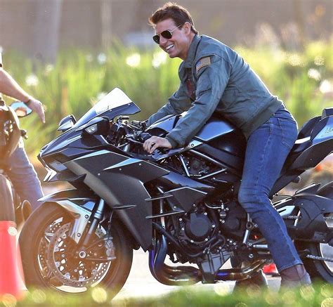 Tom Cruise Motorcycle Top Gun