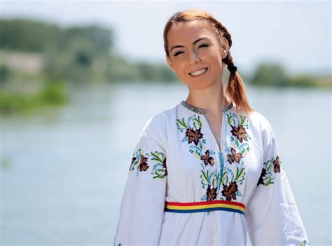 Romanian Women Get To Know Them Valahianews